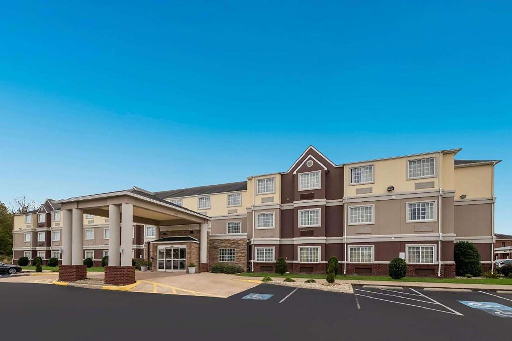 Baymont By Wyndham Elizabeth City Exterior photo